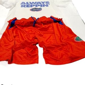 Men's S gator shorts with gator tee M